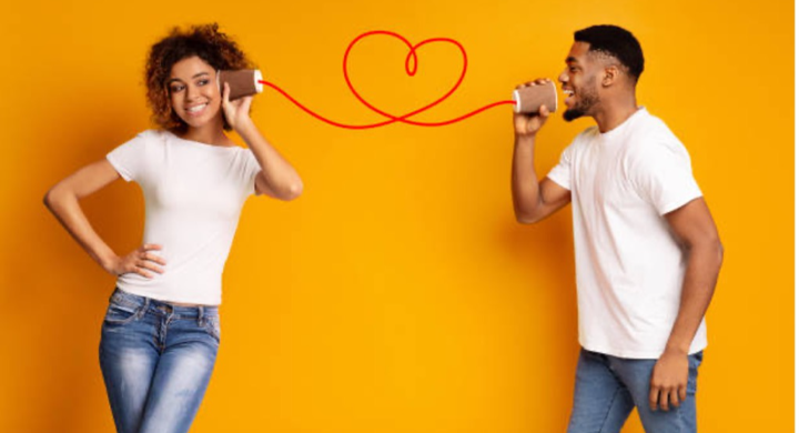 Les cartes du Tarot pour renforcer la communication dans le couple