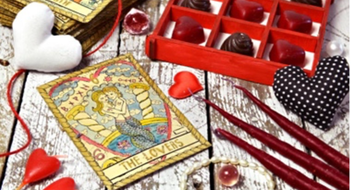Le Tarot de l’amour : Découvrez les clés de votre vie sentimentale