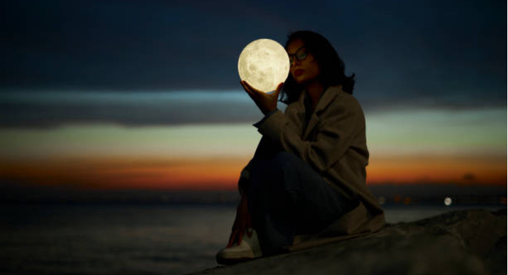 Pleine Lune et comportement : quels effets selon votre signe ?
