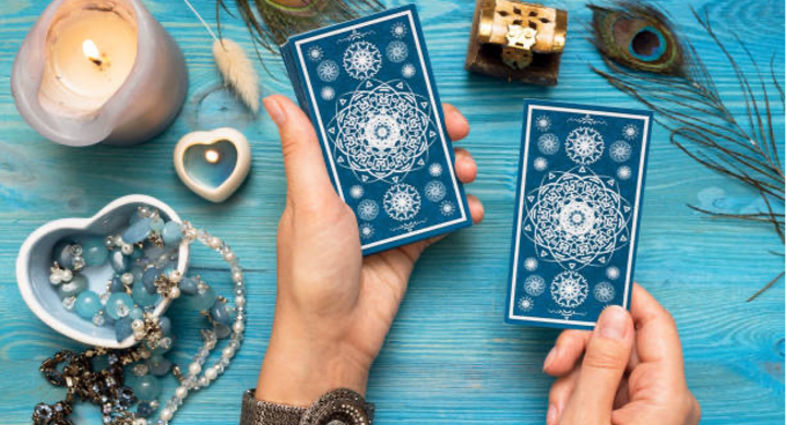 Utiliser le Tarot pour éveiller votre intuition féminine