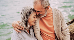 L’attraction émotionnelle : pourquoi elle dépasse le physique