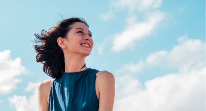 Tarot et intuition : aller au-delà des significations classiques