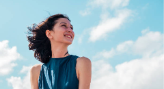 Tarot et intuition : aller au-delà des significations classiques