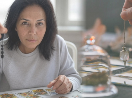  Votre voyance avec Valéria Voyance